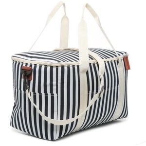 🌙 NWOT Navy & White Striped Insulated Cooler Bag - tons of space
